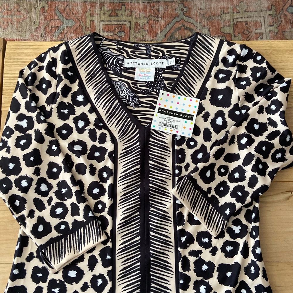 Gretchen Scott brand new dress